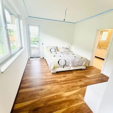 Slnecna Vila Pod Lesom Villa Horný Vadičov