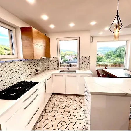Villa Slnecna Vila Pod Lesom